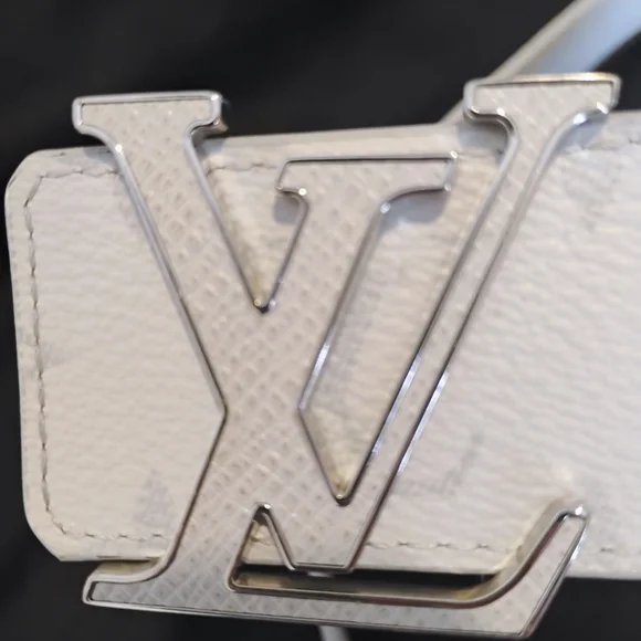 Louis Vuitton White Monogram Belt with Silver Accent - Picture 2 of 7